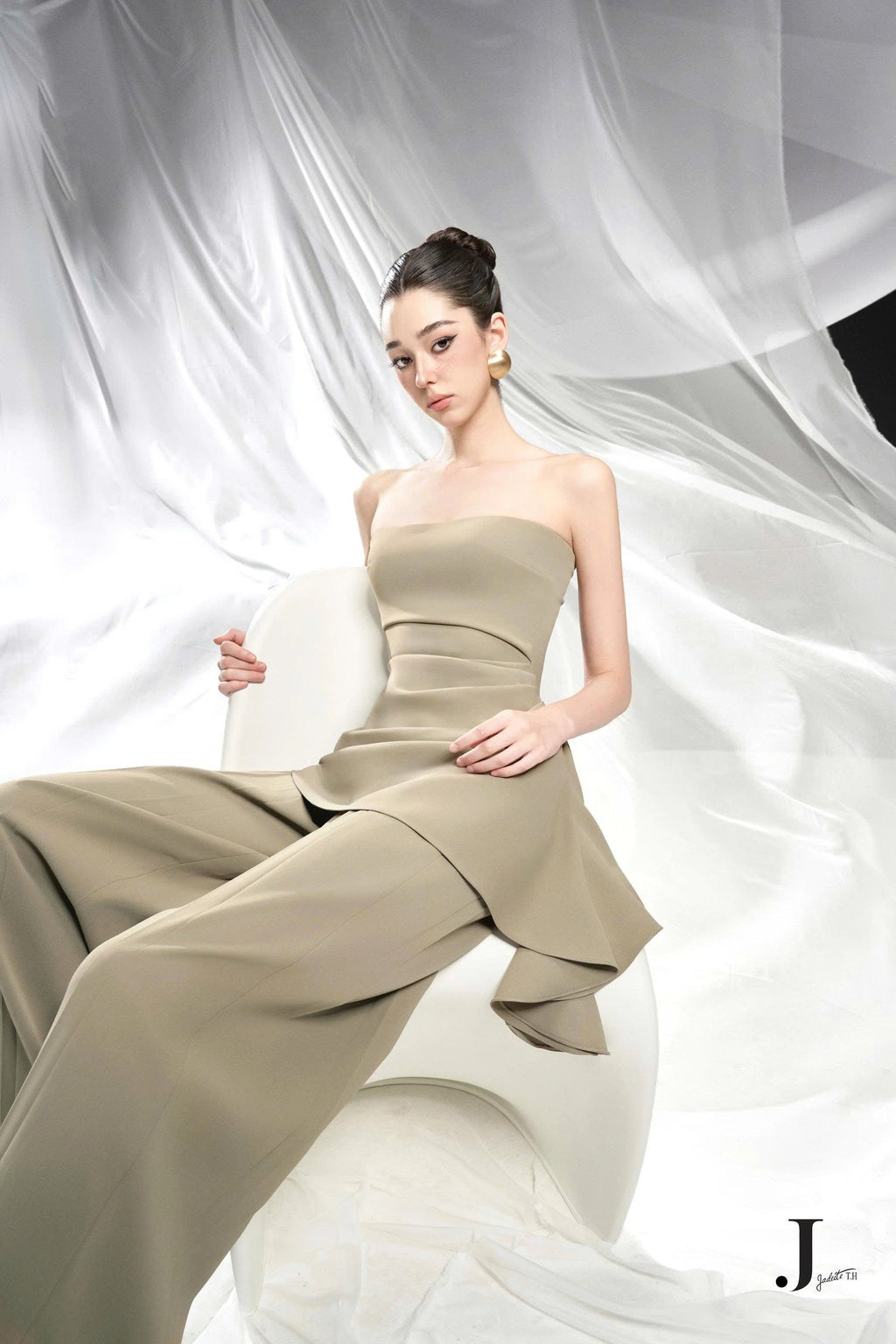 Moss Off-shoulder Top x Vie Moss Pants